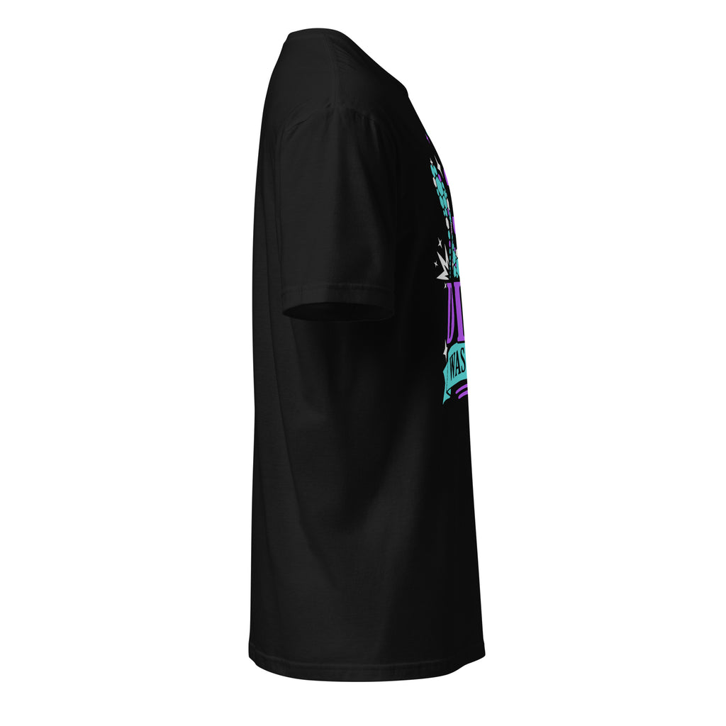 Right view of a Black t-shirt on a white background