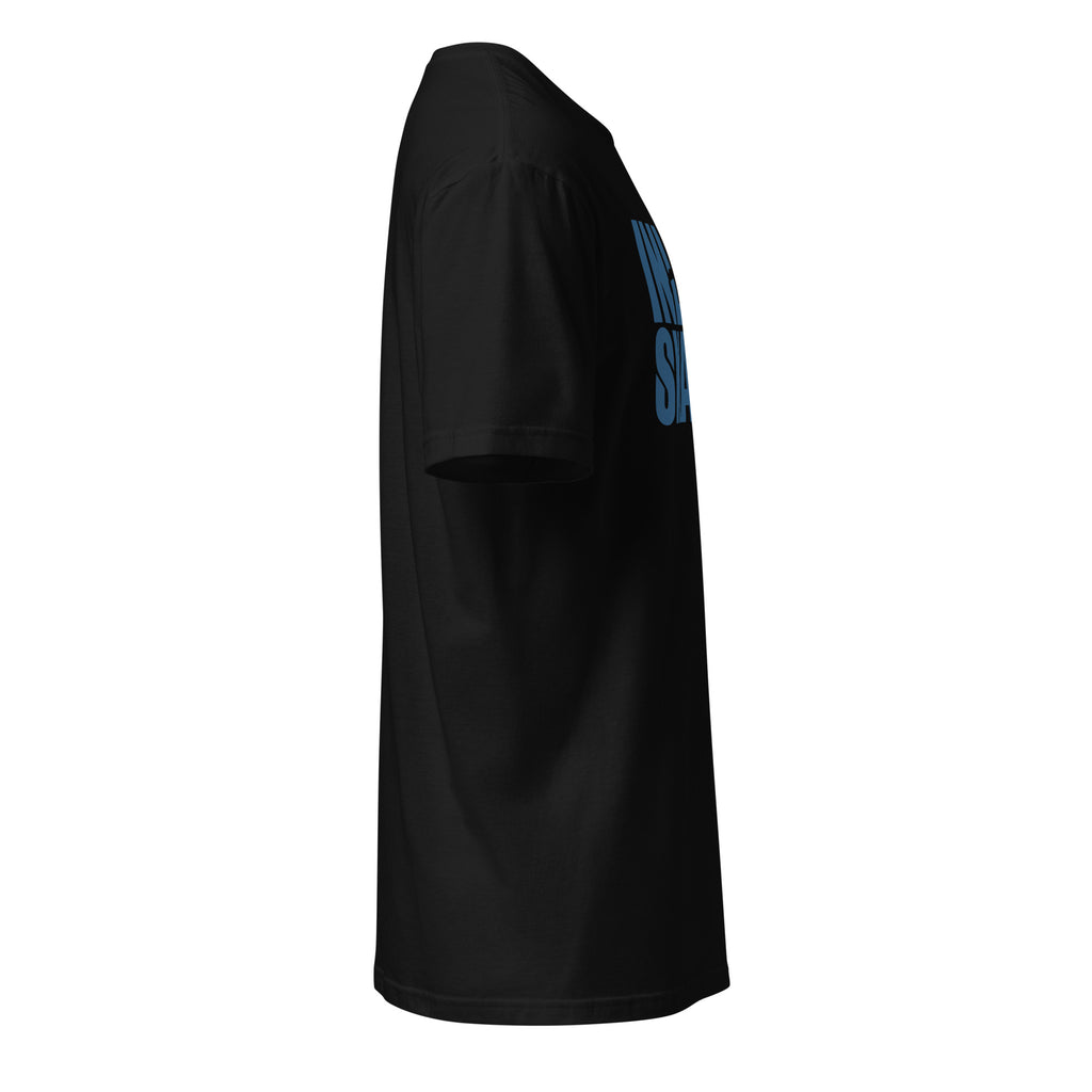 Black t-shirt right side